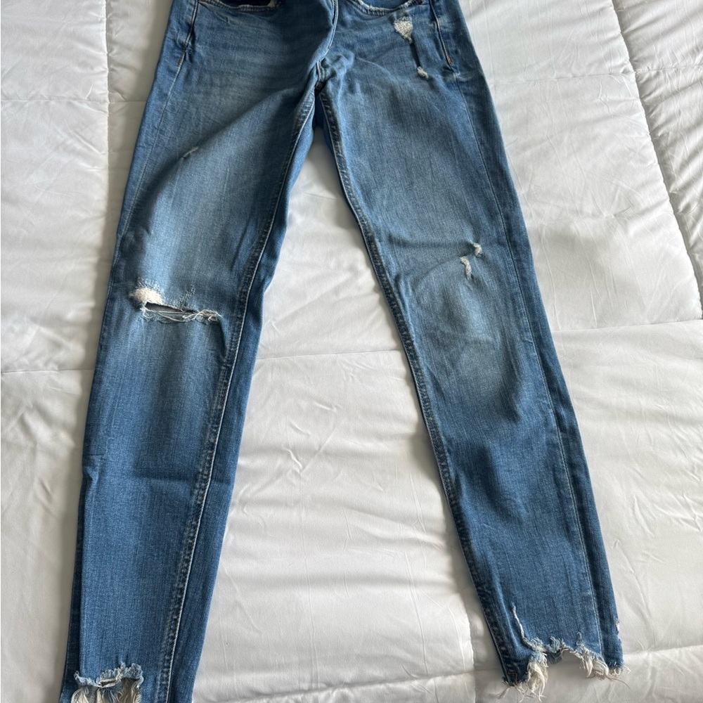 Zara Distressed Blue Women's Jeans